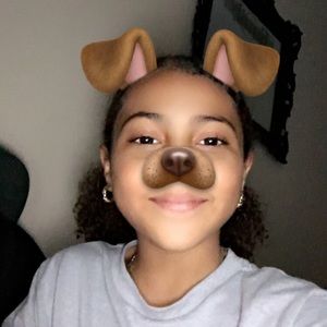 Meet your Posher, Lariah